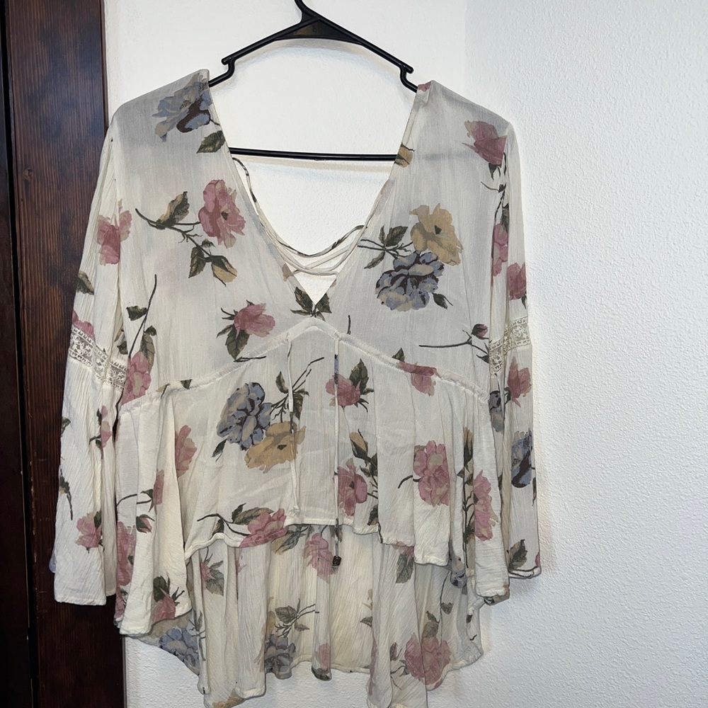 Women’s American Rag cropped babydoll blouse size medium